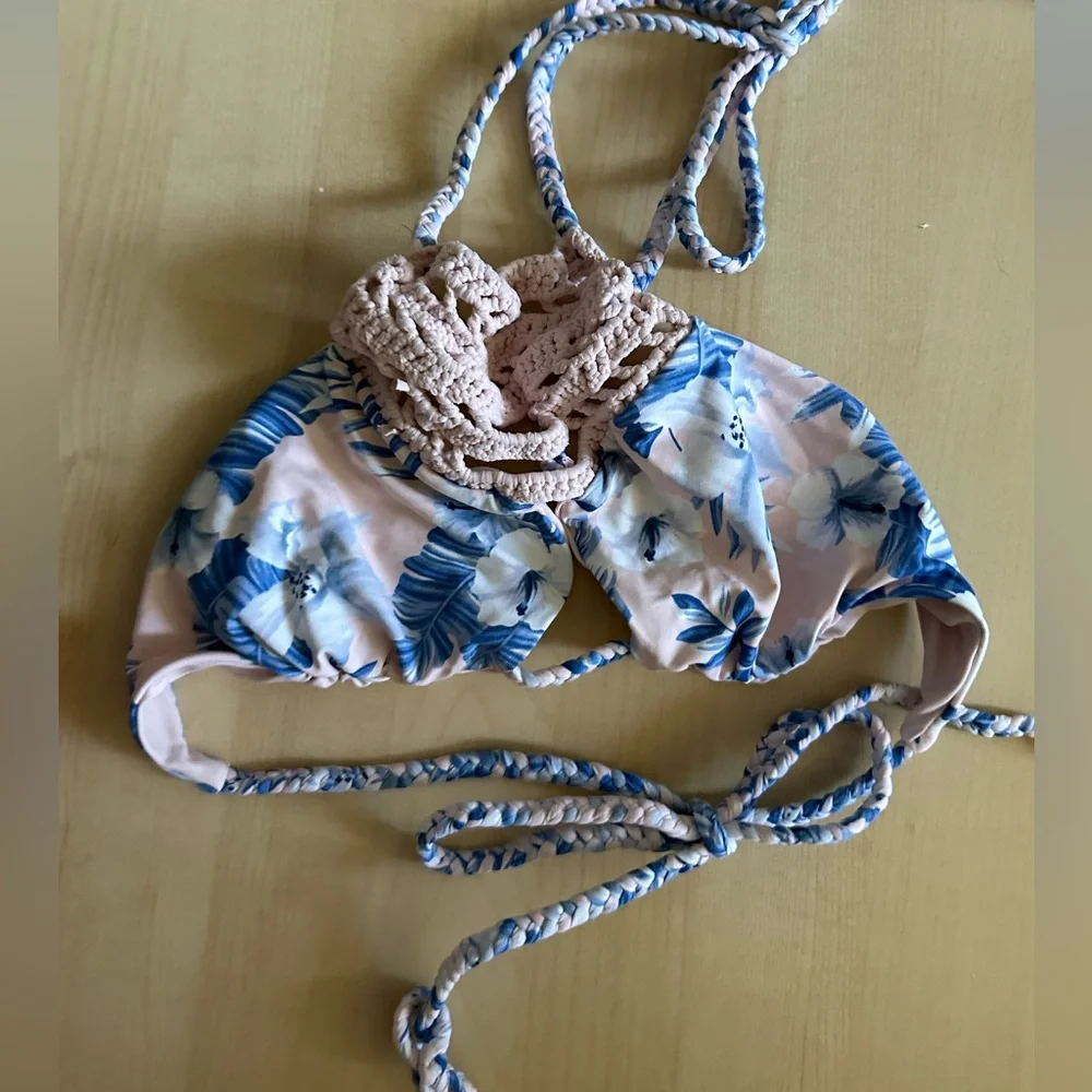 Frankie’s Bikinis Crochet Mimi Hawaiian Blush Tropical Pink Blue Floral Top